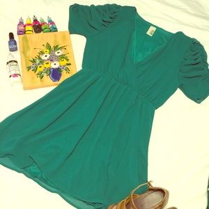 🎉Cute green dress